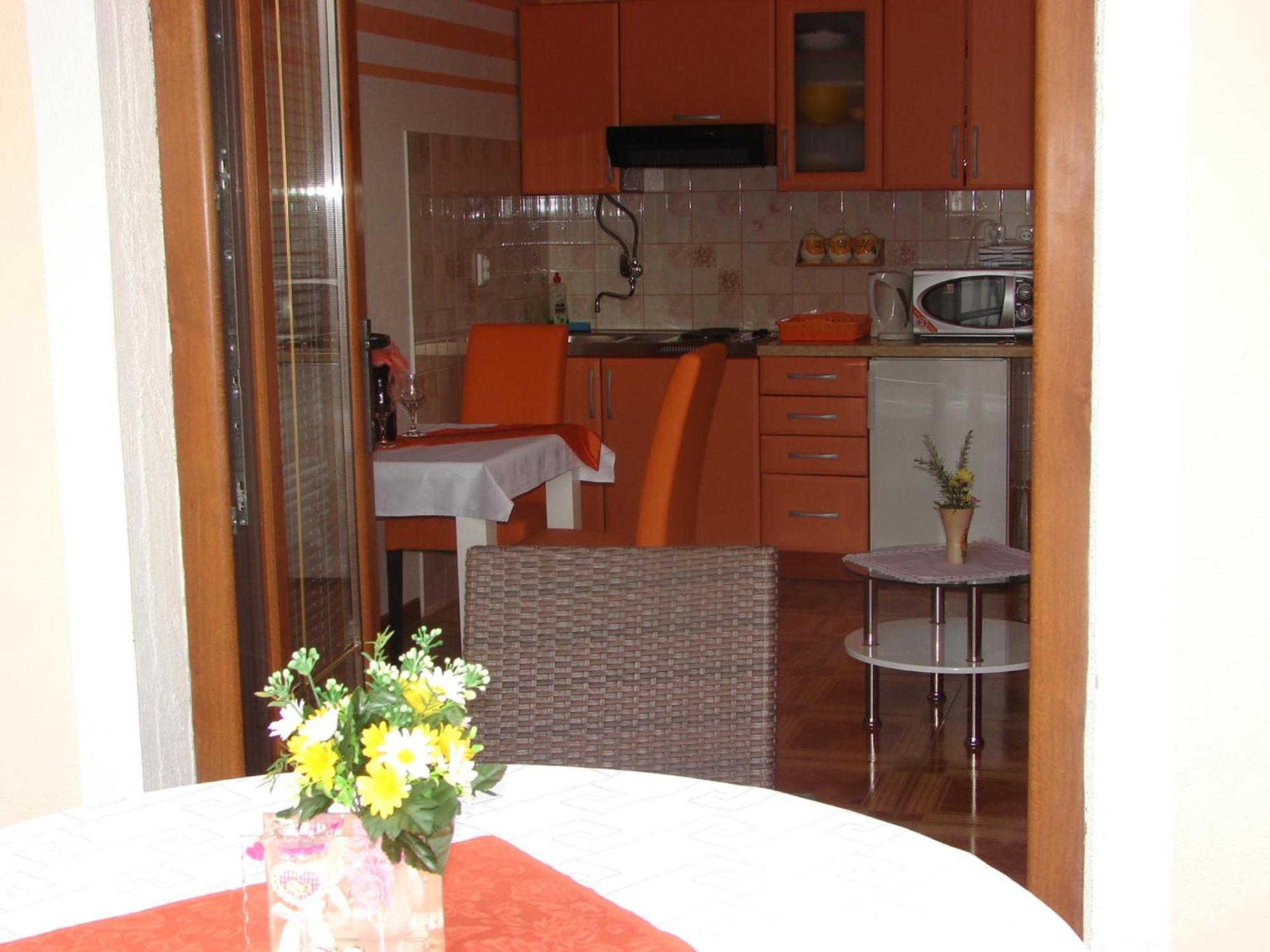 Apartmens Spiko 2 Hotel ฮวาร์ ภายนอก รูปภาพ